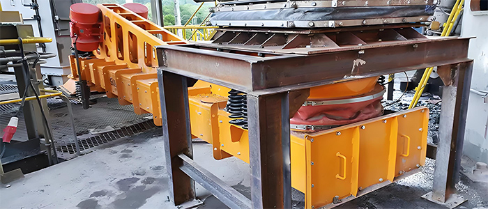 Vibrating feeders