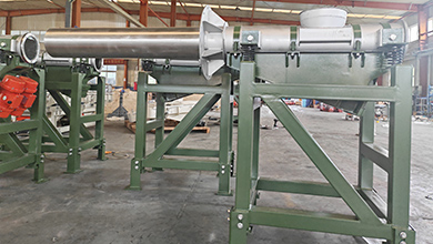 VRV tube vibrating feeder: softer material handling