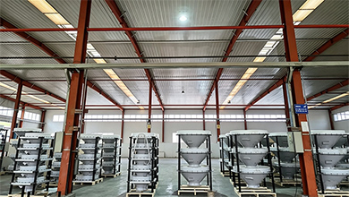 Batch delivery! VRV bin activator are successfully loaded onto the vehicle and on their way to the customer's production site.